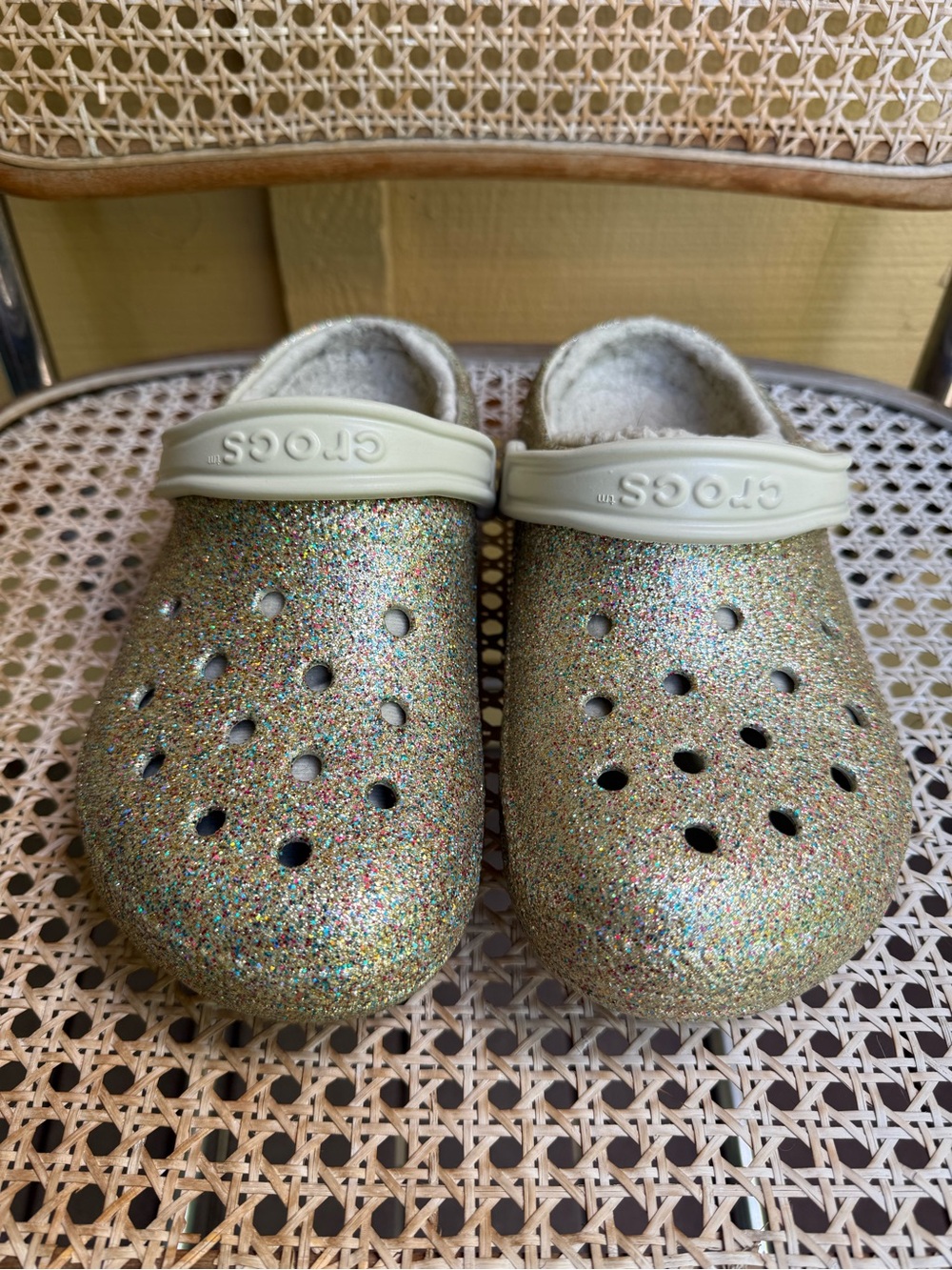 Crocs Classic Glitter Lined Clogs Women’s size 7